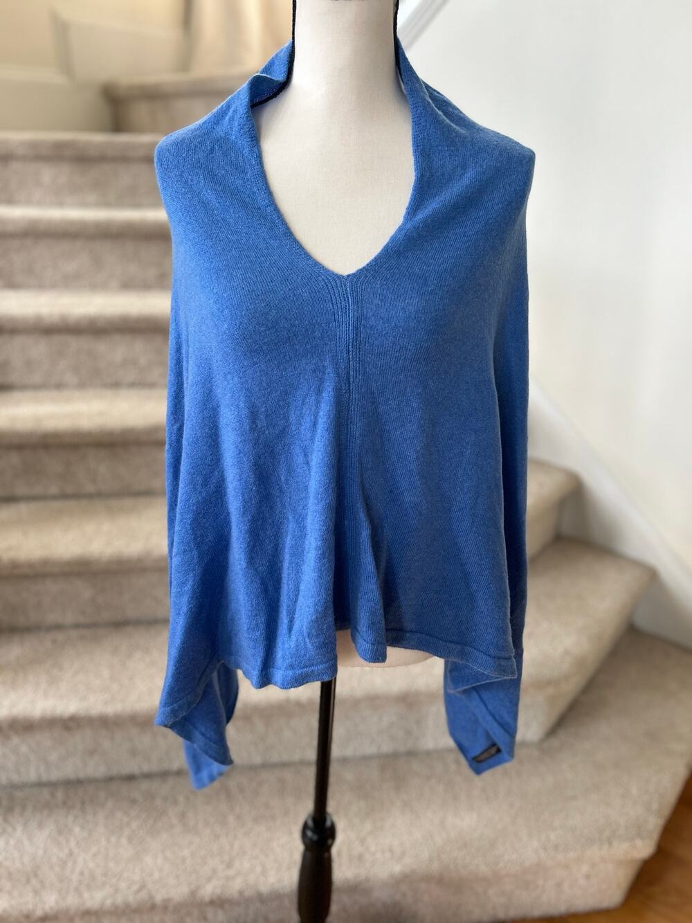 Cashmere & Wool Vibrant Cerulean Blue Sweater Poncho
